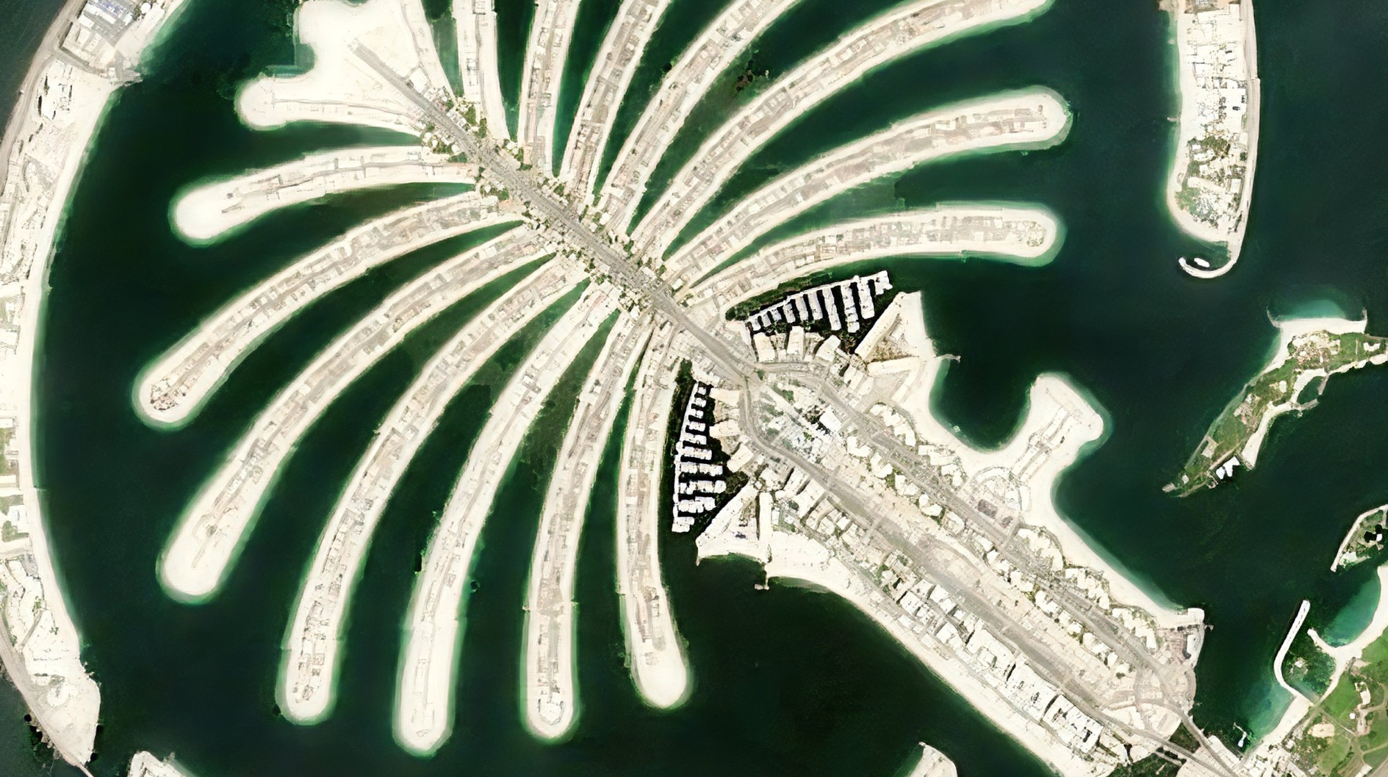 Palm Jumeirah, Dubai — Quarterly Cloudless Visual Basemap at 2.5m